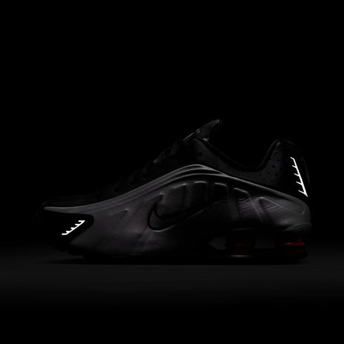 NIKE Shox R4 Mens Sneakers